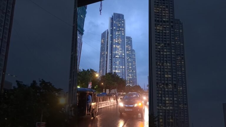 #mumbaikar #skycity #oberoirealty #mumbai #oberaiskycity #viralvideo #borivali #borivaliproperty